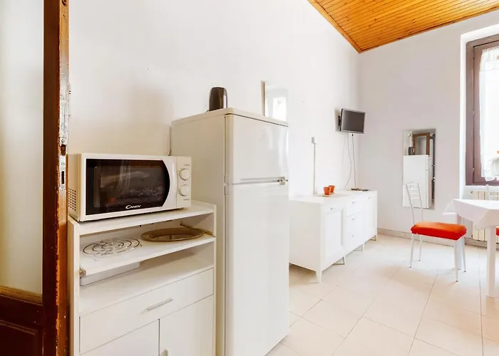 Apartment Darsena Navigli - Porta Genova M2 *