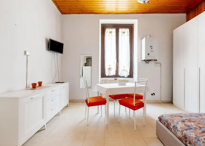 Darsena Navigli - Porta Genova M2 Apartment *