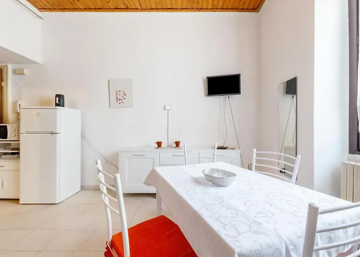 Darsena Navigli - Porta Genova M2 Apartment Milan